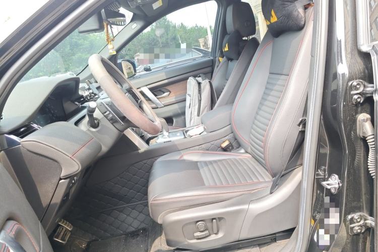Used Land Rover Discovery Sport 2022 249 PS R-Dynamic SE Performance Tech Edition 5 Seats Left Front Seat