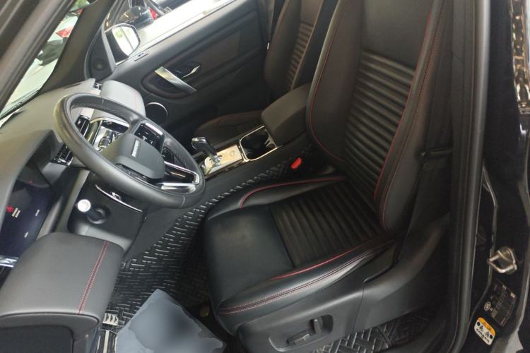 Used Land Rover Discovery Sport 2022 Revised Version 249 PS R-Dynamic S Performance Edition 5 Seats Left Front Seat