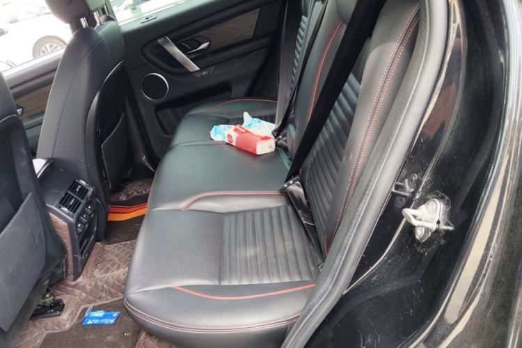 Used Land Rover Discovery Sport 2022 249 PS R-Dynamic S Performance Edition 5 Seats Left Rear Seat