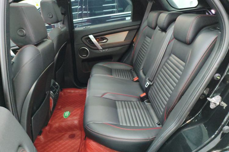 Used Land Rover Discovery Sport 2022 249 PS Metropolitan Edition 5 Seats Left Rear Seat