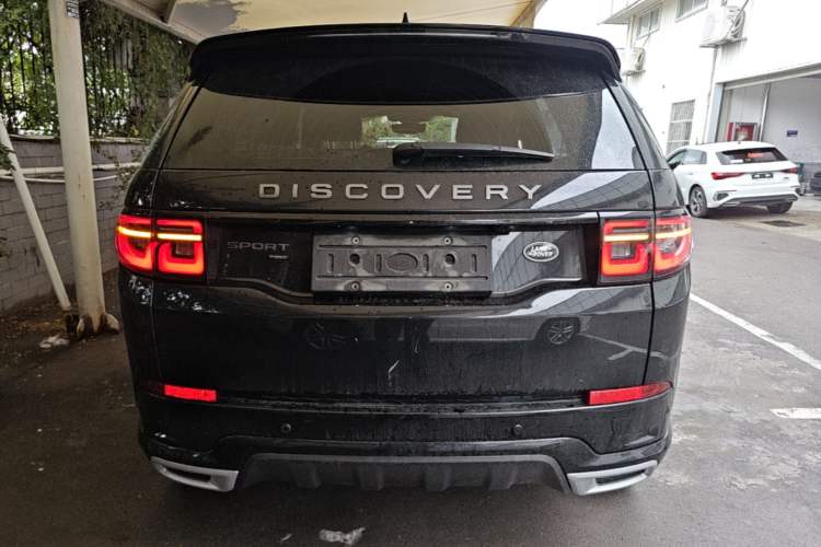 Used Land Rover Discovery Sport 2022 Revised Version 2 249 PS R-Dynamic SE Performance Tech Edition 5 Seats Rear