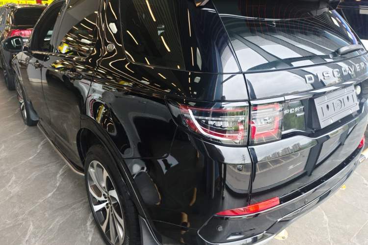Used Land Rover Discovery Sport 2022 Revised Version 249 PS R-Dynamic S Performance Edition 5 Seats Rear Left 45 Deg