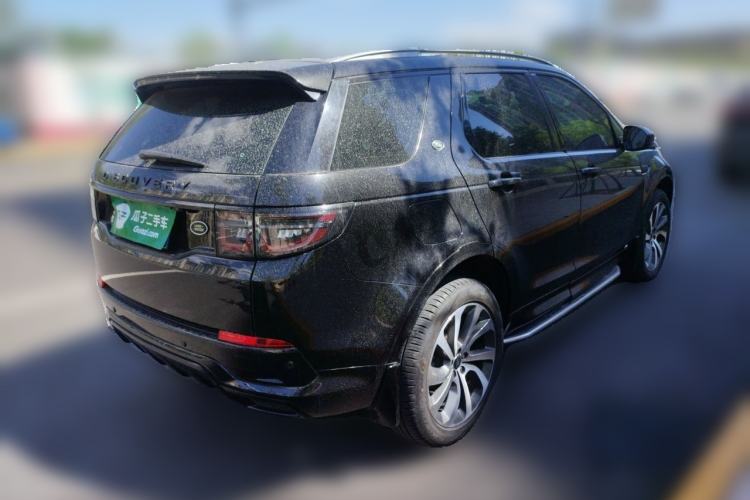 Used Land Rover Discovery Sport 2022 Revised Version 249 PS Metropolitan Edition Rear Right 45 Deg