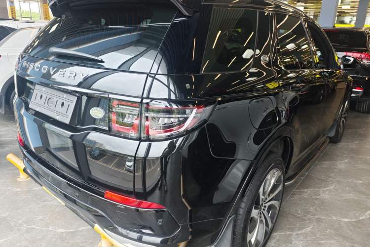 Used Land Rover Discovery Sport 2022 Revised Version 249 PS R-Dynamic S Performance Edition 5 Seats Rear Right 45 Deg