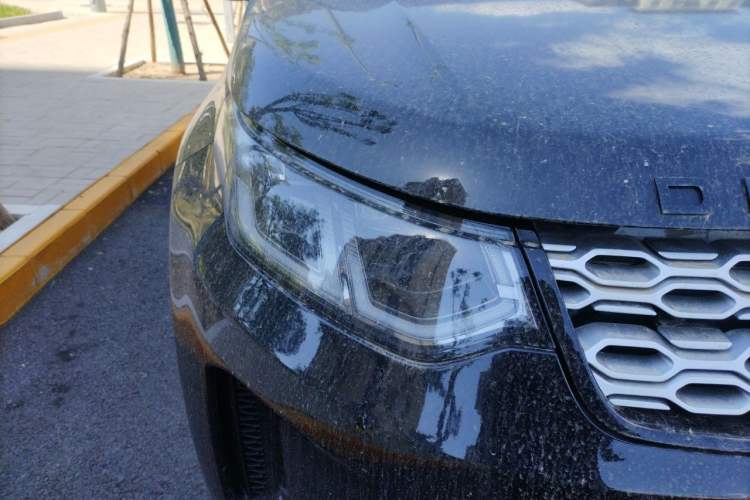 Used Land Rover Discovery Sport 2022 Revised Version 249 PS Metropolitan Edition Right Front Headlight