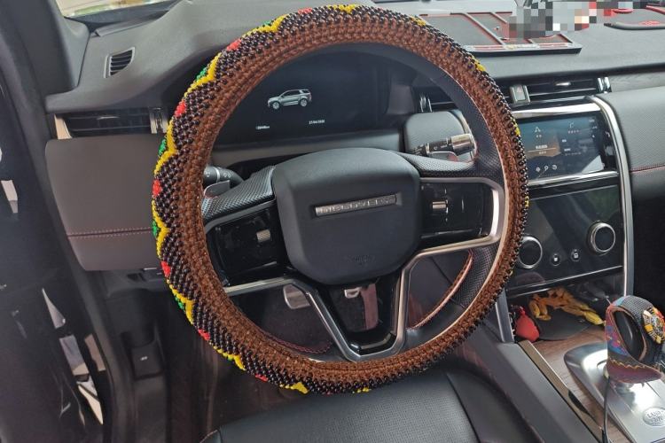 Used Land Rover Discovery Sport 2022 Restyled 249 PS R-Dynamic SE Performance Tech Edition 5 Seats Steering Wheel