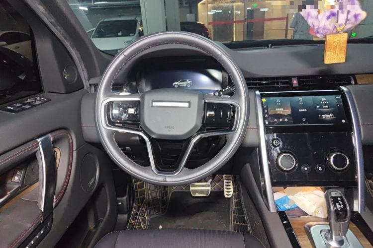 Used Land Rover Discovery Sport 2022 Restyled 249 PS R-Dynamic SE Performance Tech Edition 5 Seats Steering Wheel