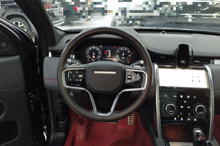 Used Land Rover Discovery Sport 2022 249 PS Metropolitan Edition 5 Seats Steering Wheel