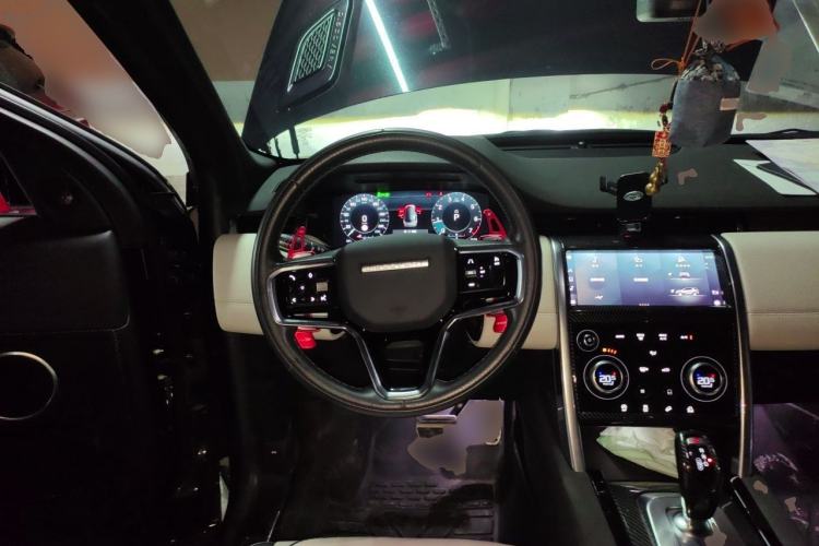 Used Land Rover Discovery Sport 2022 249 PS R-Dynamic S Performance Edition 5 Seats Steering Wheel