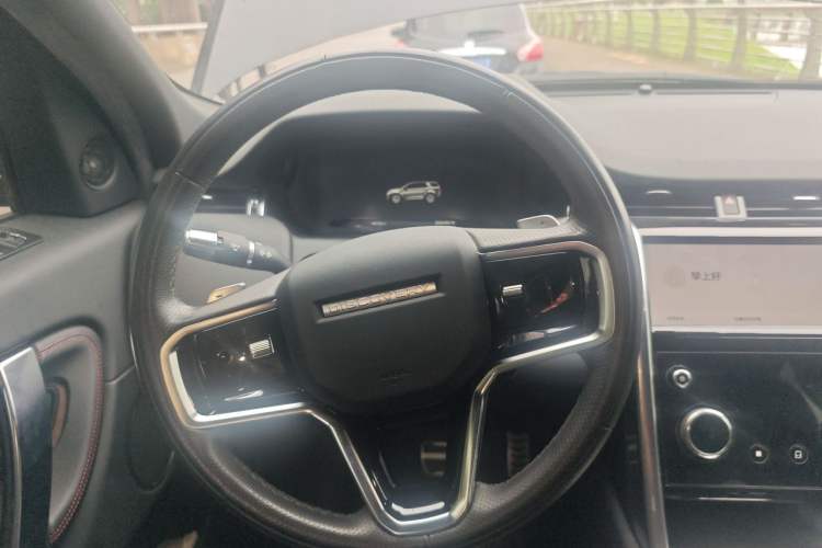 Used Land Rover Discovery Sport 2022 Revised Version 2 249 PS R-Dynamic SE Performance Tech Edition 5 Seats Steering Wheel