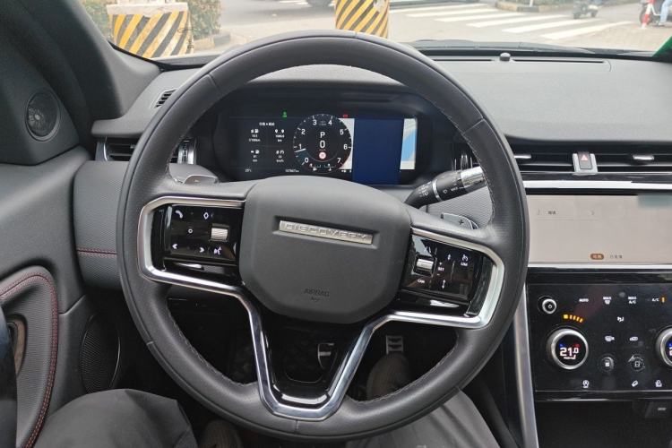 Used Land Rover Discovery Sport 2022 249 PS R-Dynamic S Performance Edition 5 Seats Steering Wheel