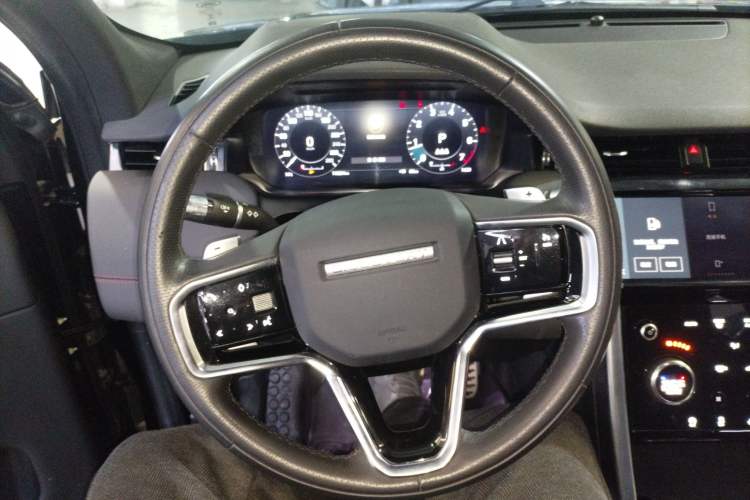 Used Land Rover Discovery Sport 2022 249 PS R-Dynamic S Performance Edition 5 Seats Steering Wheel