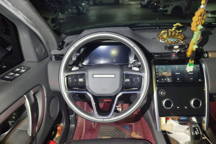 Used Land Rover Discovery Sport 2022 249 PS R-Dynamic SE Performance Tech Edition 5 Seats Steering Wheel