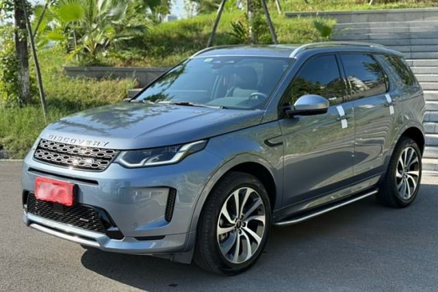 Land Rover Discovery Sport 2022 Revised Version 249 PS R-Dynamic S Performance Edition 5 Seats مستعملة
