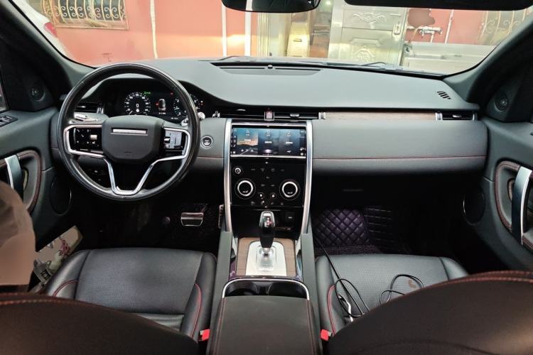 Used Land Rover Discovery Sport 2022 249 PS R-Dynamic SE Performance Tech Edition 5 Seats Center Console