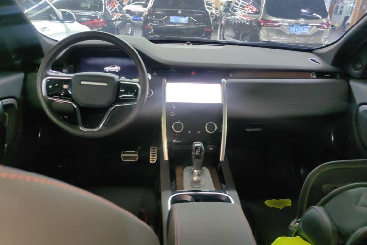 Used Land Rover Discovery Sport 2022 249 PS R-Dynamic S Performance Edition 5 Seats Center Console