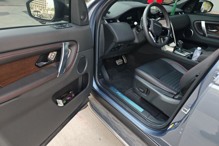 Used Land Rover Discovery Sport 2022 249 PS R-Dynamic S Performance Edition 5 Seats Driver Seat