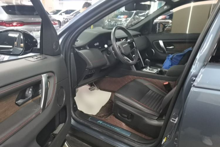 Used Land Rover Discovery Sport 2022 249 PS R-Dynamic S Performance Edition 5 Seats Driver Seat