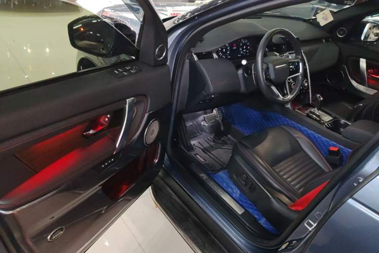 Used Land Rover Discovery Sport 2022 249 PS R-Dynamic SE Performance Tech Edition 5 Seats Driver Seat