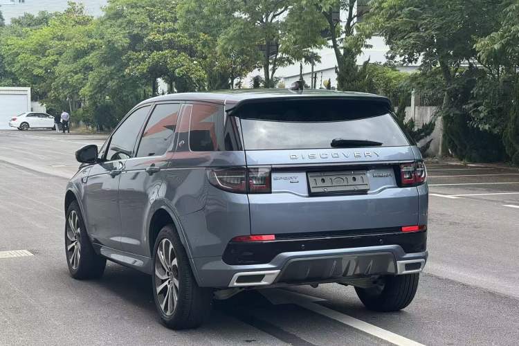 Used Land Rover Discovery Sport 2022 249 PS R-Dynamic SE Performance Tech Edition 5 Seats Exterior 4