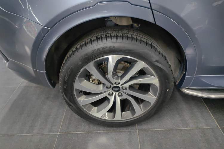 Used Land Rover Discovery Sport 2022 249 PS R-Dynamic S Performance Edition 5 Seats Exterior 5