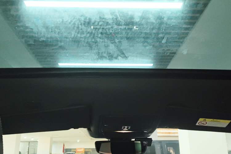 Used Land Rover Discovery Sport 2022 Revised Version 249 PS R-Dynamic S Performance Edition 5 Seats Headliner