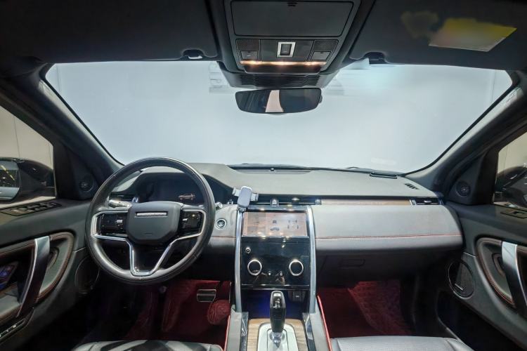 Used Land Rover Discovery Sport 2022 Restyled 249 PS R-Dynamic SE Performance Tech Edition 5 Seats Interior 4