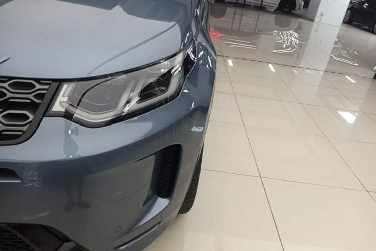 Used Land Rover Discovery Sport 2022 Revised Version 249 PS R-Dynamic S Performance Edition 5 Seats Left Front Headlight