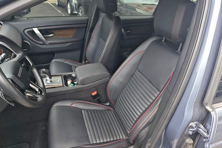 Used Land Rover Discovery Sport 2022 Restyled 249 PS R-Dynamic SE Performance Tech Edition 5 Seats Left Front Seat
