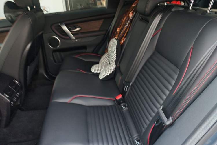Used Land Rover Discovery Sport 2022 249 PS R-Dynamic S Performance Edition 5 Seats Left Rear Seat