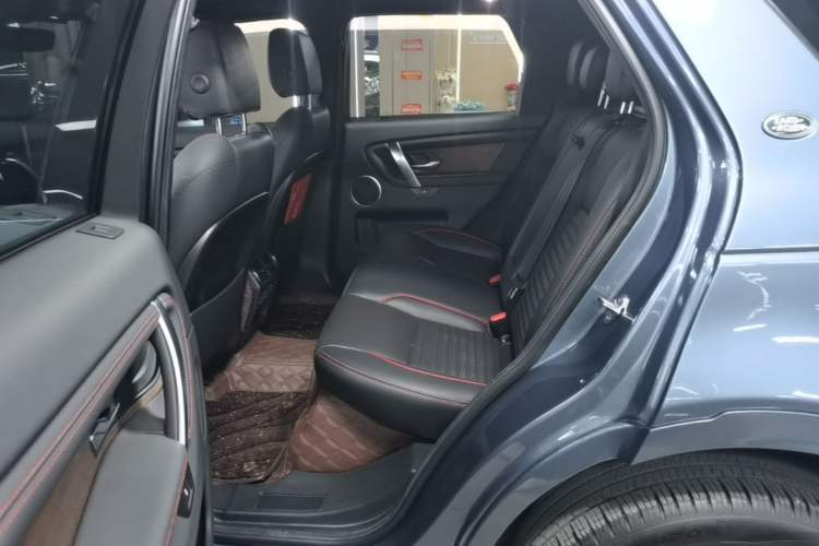 Used Land Rover Discovery Sport 2022 249 PS R-Dynamic S Performance Edition 5 Seats Left Rear Seat