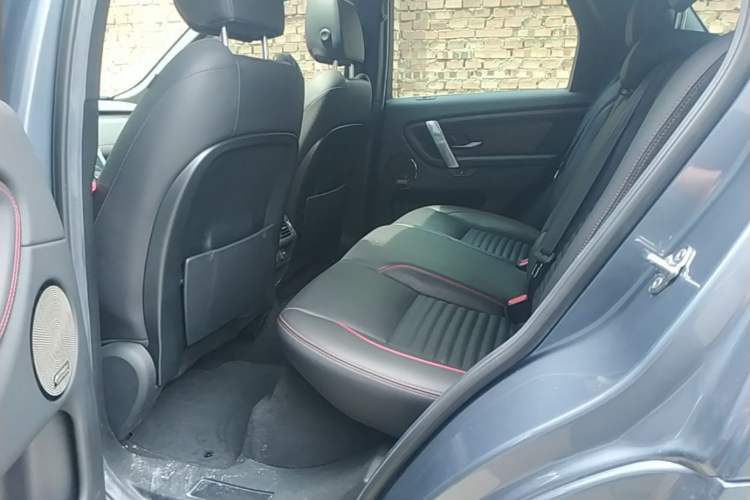 Used Land Rover Discovery Sport 2022 249 PS R-Dynamic SE Performance Tech Edition 5 Seats Left Rear Seat