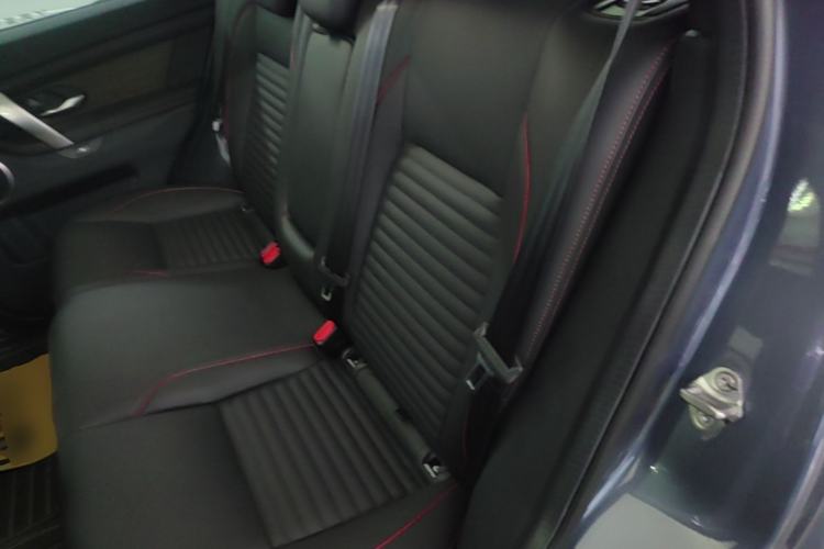 Used Land Rover Discovery Sport 2022 249 PS R-Dynamic S Performance Edition 5 Seats Left Rear Seat