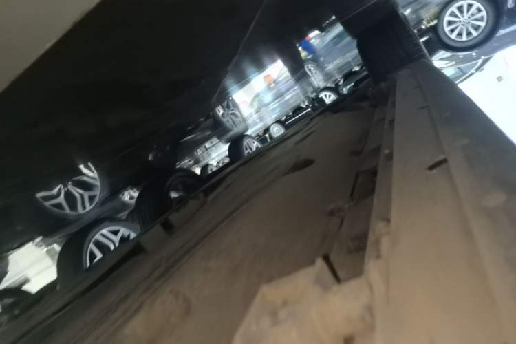 Used Land Rover Discovery Sport 2022 249 PS R-Dynamic SE Performance Tech Edition 5 Seats Left Side Sill