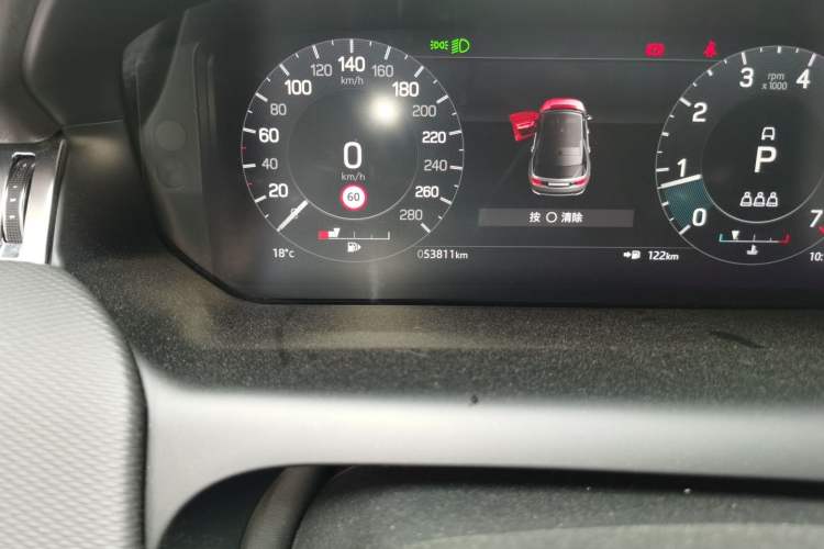 Used Land Rover Discovery Sport 2022 249 PS R-Dynamic S Performance Edition 5 Seats Odometer Close Up