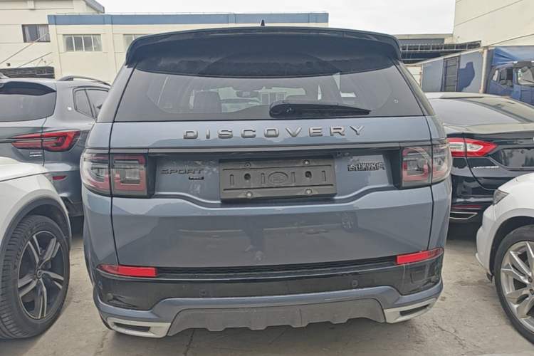 Used Land Rover Discovery Sport 2022 249 PS R-Dynamic SE Performance Tech Edition 5 Seats Rear