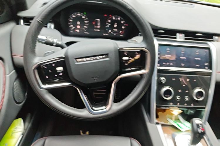 Used Land Rover Discovery Sport 2022 249 PS R-Dynamic S Performance Edition 5 Seats Steering Wheel
