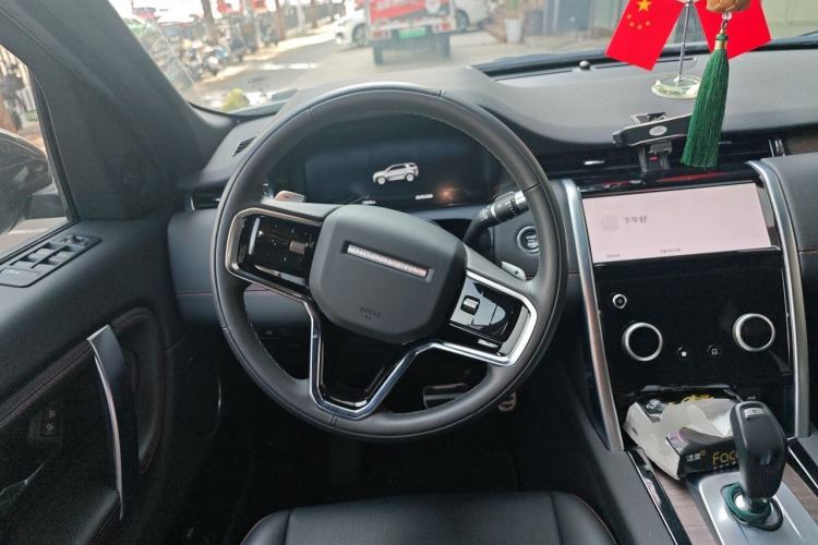 Used Land Rover Discovery Sport 2022 249 PS R-Dynamic S Performance Edition 5 Seats Steering Wheel