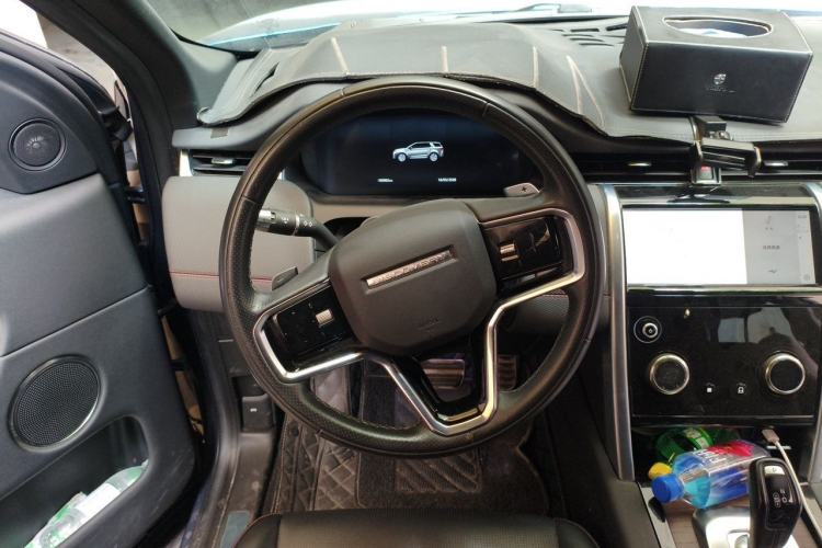 Used Land Rover Discovery Sport 2022 249 PS R-Dynamic SE Performance Tech Edition 5 Seats Steering Wheel