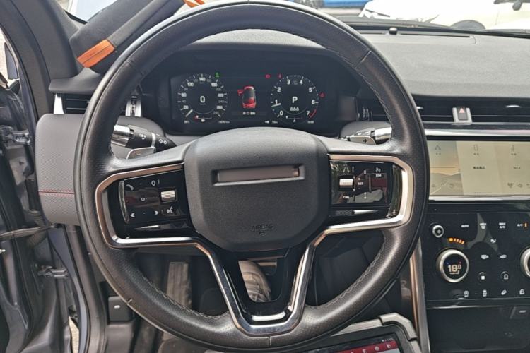 Used Land Rover Discovery Sport 2022 Restyled 249 PS R-Dynamic SE Performance Tech Edition 5 Seats Steering Wheel