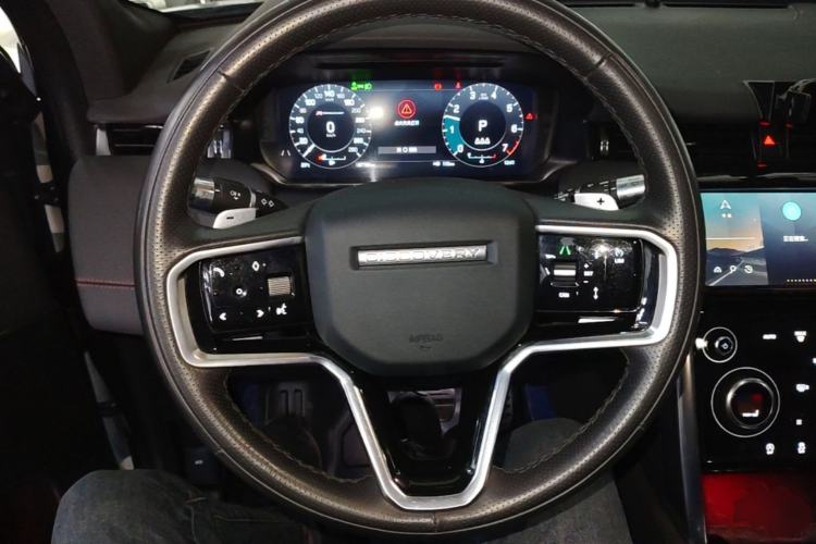 Used Land Rover Discovery Sport 2022 249 PS R-Dynamic SE Performance Tech Edition 5 Seats Steering Wheel