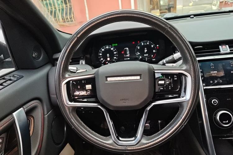 Used Land Rover Discovery Sport 2022 249 PS R-Dynamic SE Performance Tech Edition 5 Seats Steering Wheel