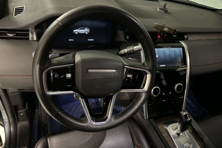 Used Land Rover Discovery Sport 2022 Restyled 249 PS R-Dynamic SE Performance Tech Edition 5 Seats Steering Wheel