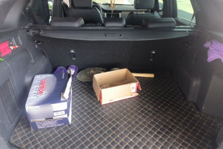 Used Land Rover Discovery Sport  Trunk