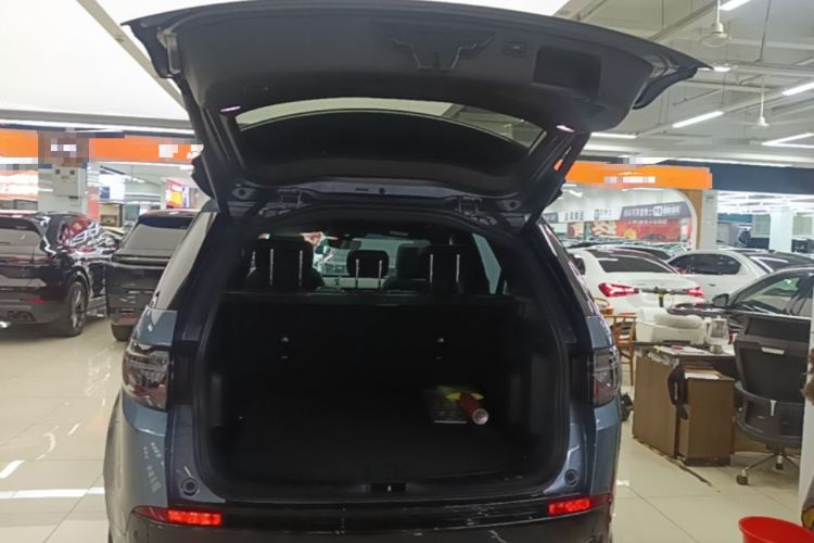 Used Land Rover Discovery Sport 2022 Revised Version 249 PS R-Dynamic S Performance Edition 5 Seats Trunk