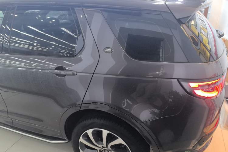 Used Land Rover Discovery Sport 2022 249 PS R-Dynamic S Performance Edition 5 Seats Left Side