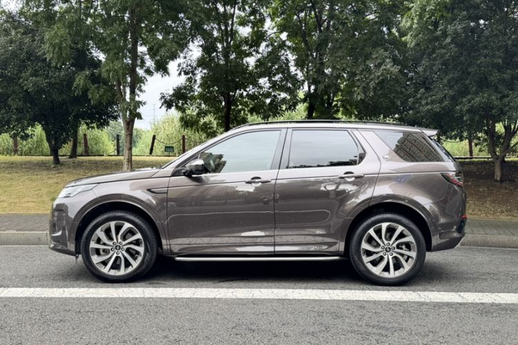 Used Land Rover Discovery Sport 2022 Restyled 249 PS R-Dynamic SE Performance Tech Edition 5 Seats Exterior 3