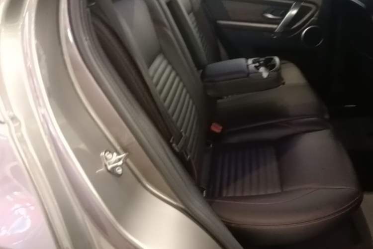 Used Land Rover Discovery Sport 2022 249 PS R-Dynamic S Performance Edition 5 Seats Left Rear Seat