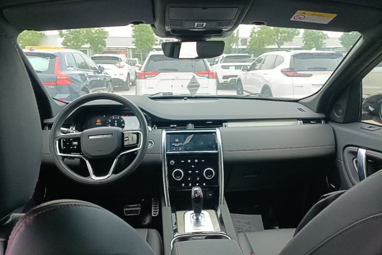 Used Land Rover Discovery Sport 2022 249 PS Metropolitan Edition 5 Seats Center Console