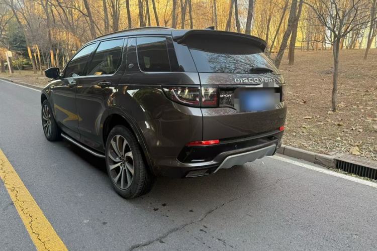 Used Land Rover Discovery Sport 2022 Revised Version 249 PS Metropolitan Edition Exterior 4